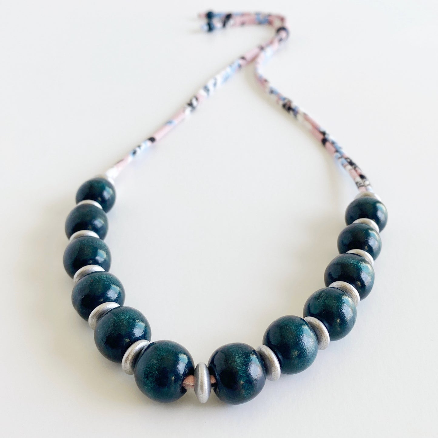 kylie single necklace