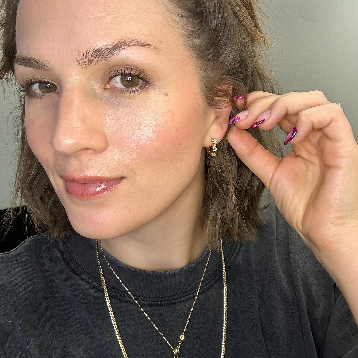 daisy 3D hoop earrings | silver