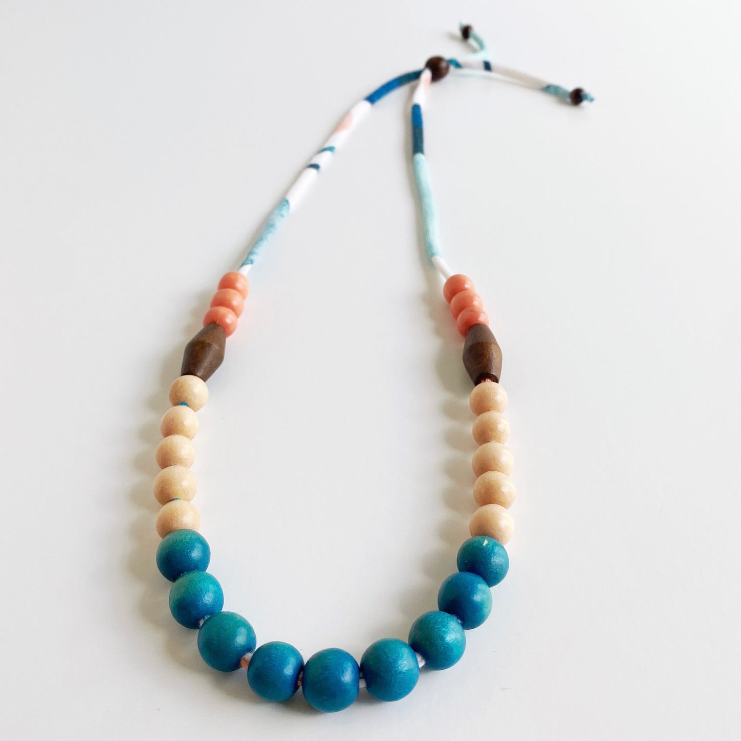 lily single necklace