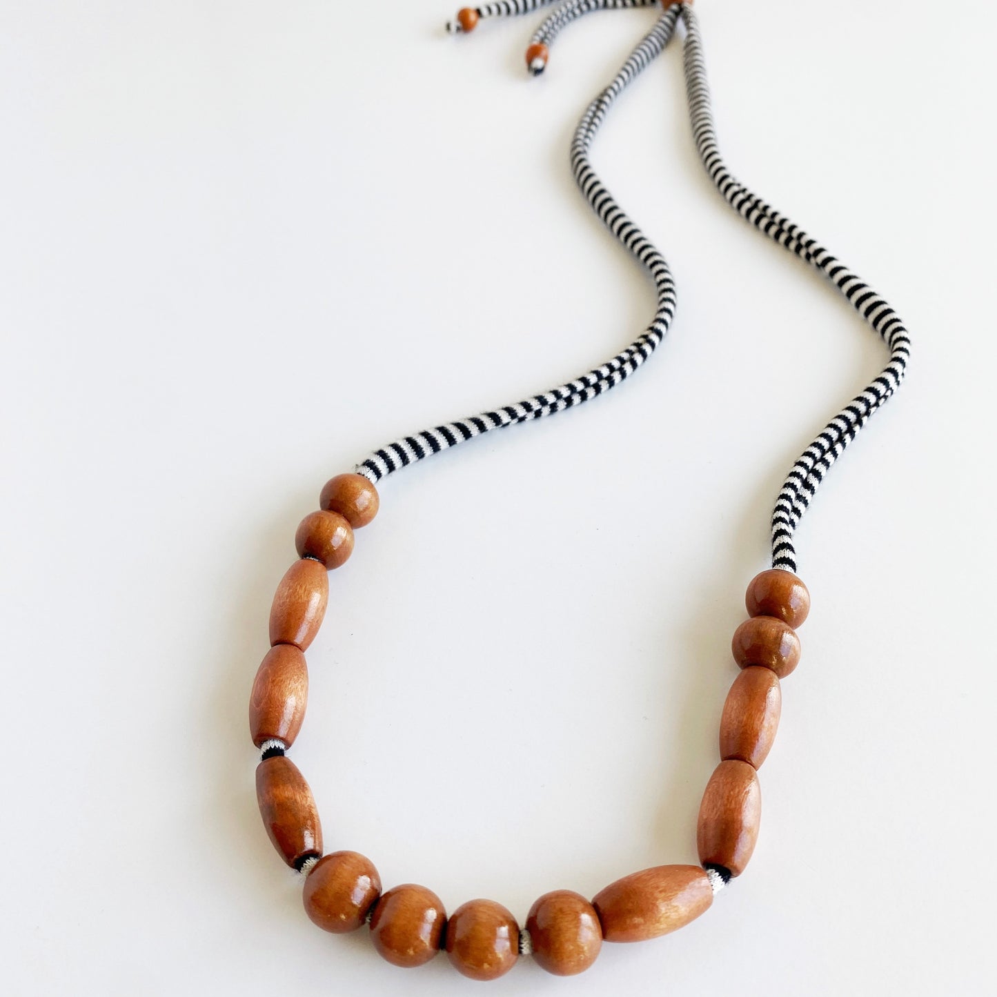 dani single necklace