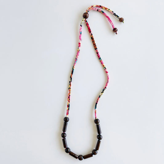 lynne single necklace