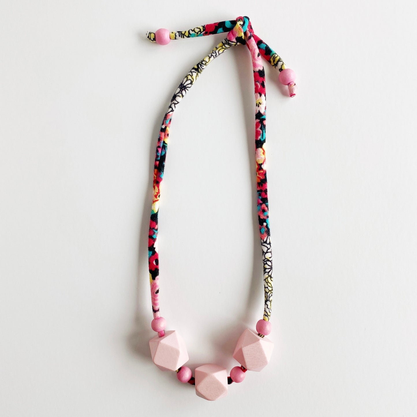 emily mini necklace