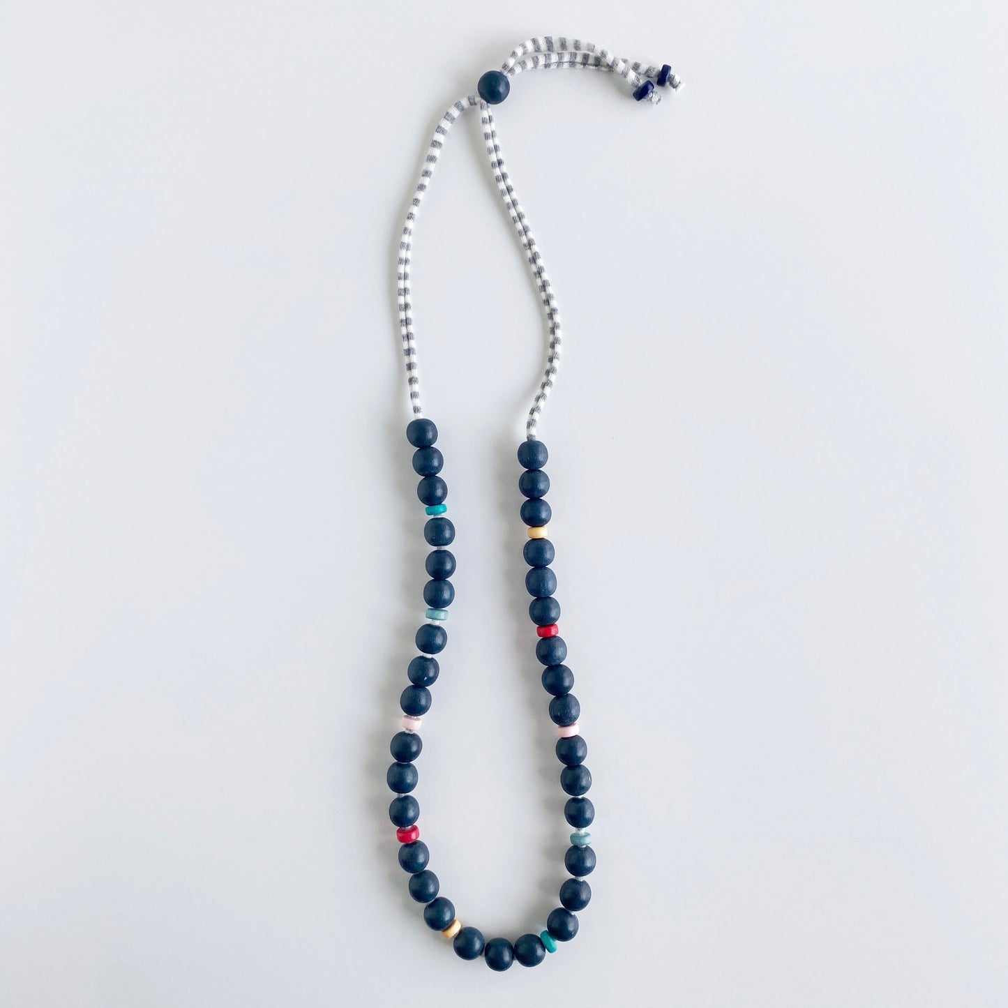 anne single necklace