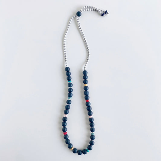 anne single necklace