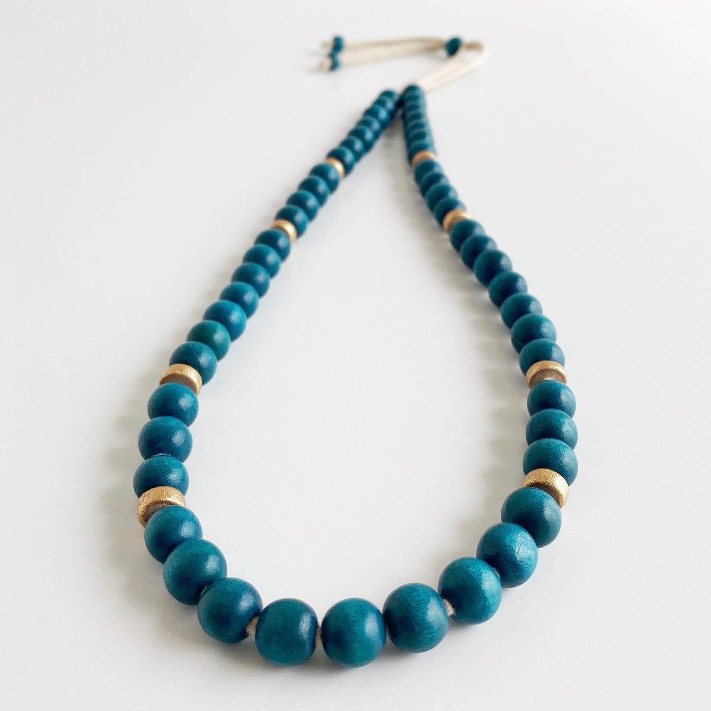 jill single necklace