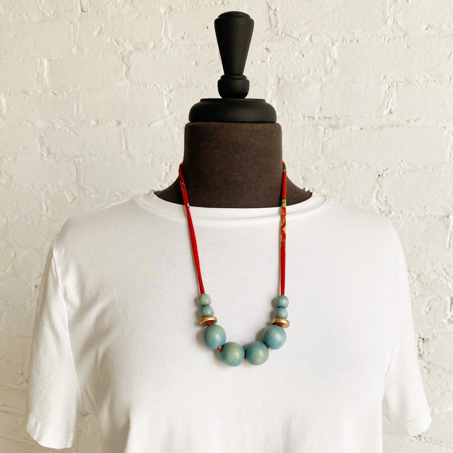dalia single necklace