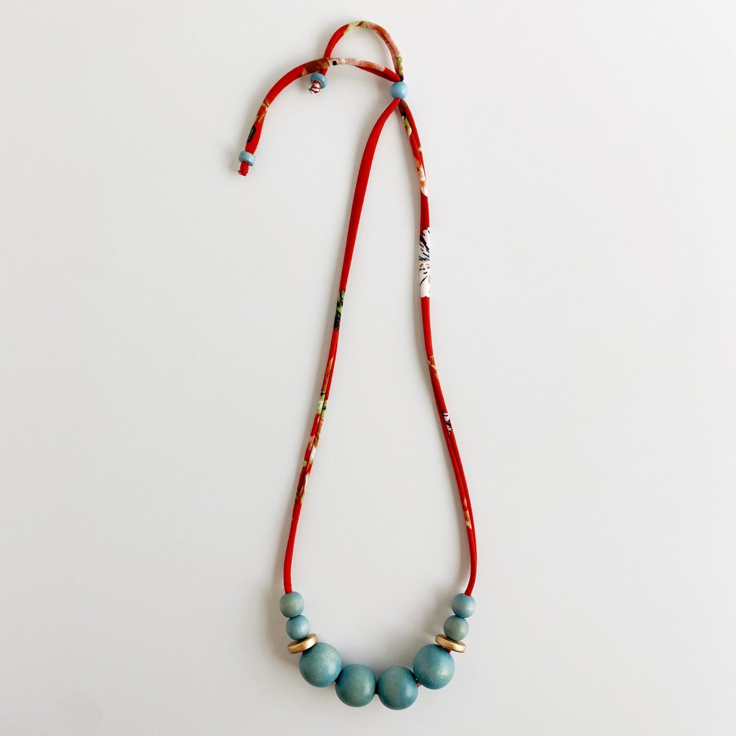 dalia single necklace
