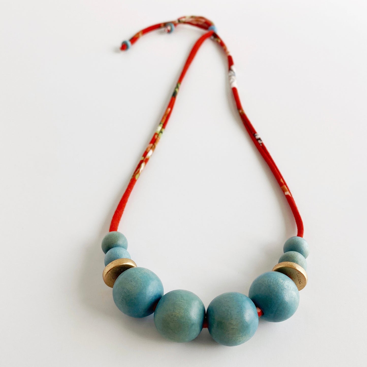 dalia single necklace