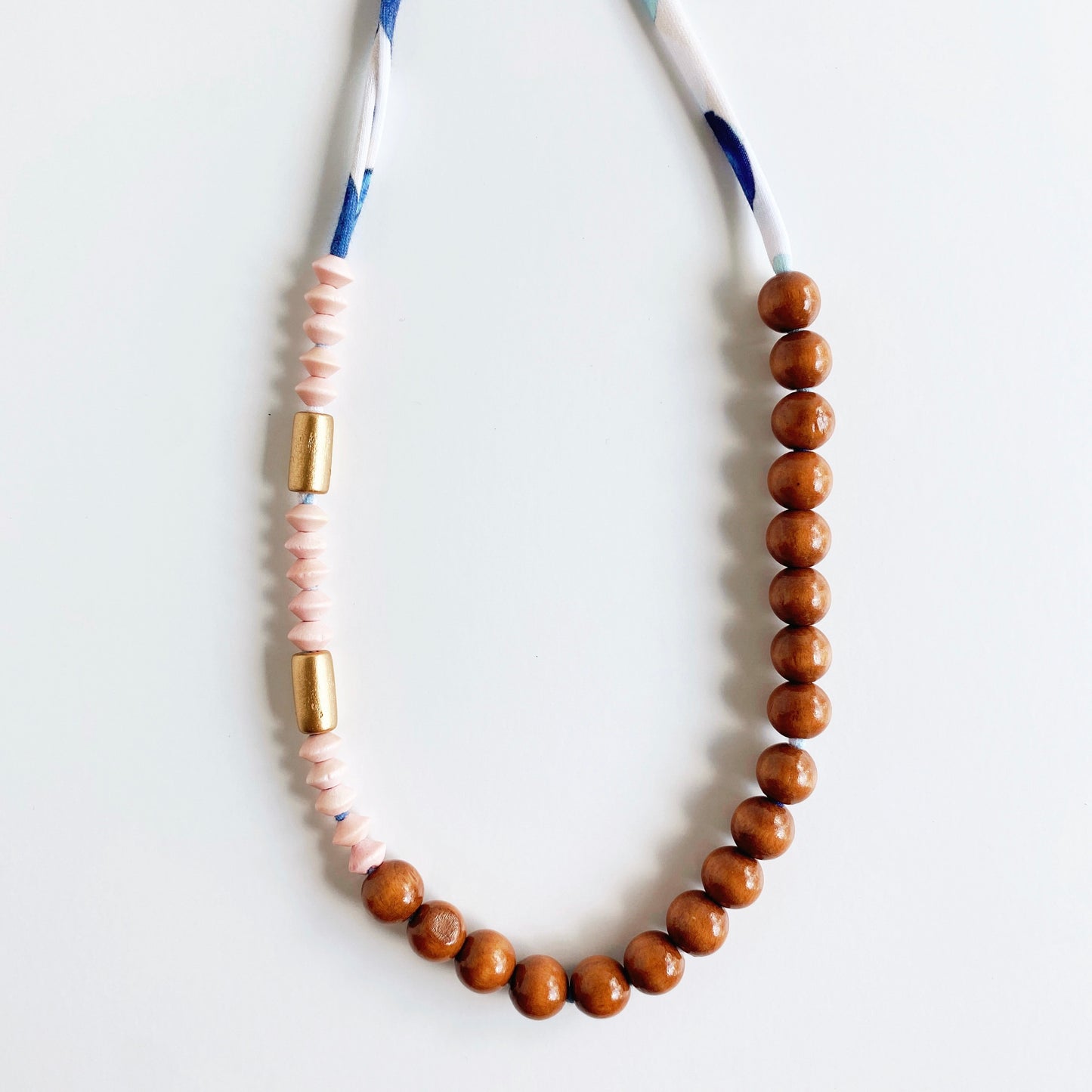 beth single necklace