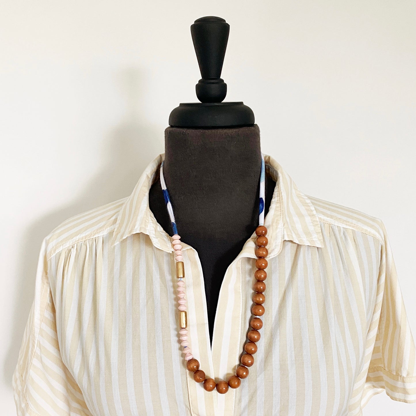 beth single necklace