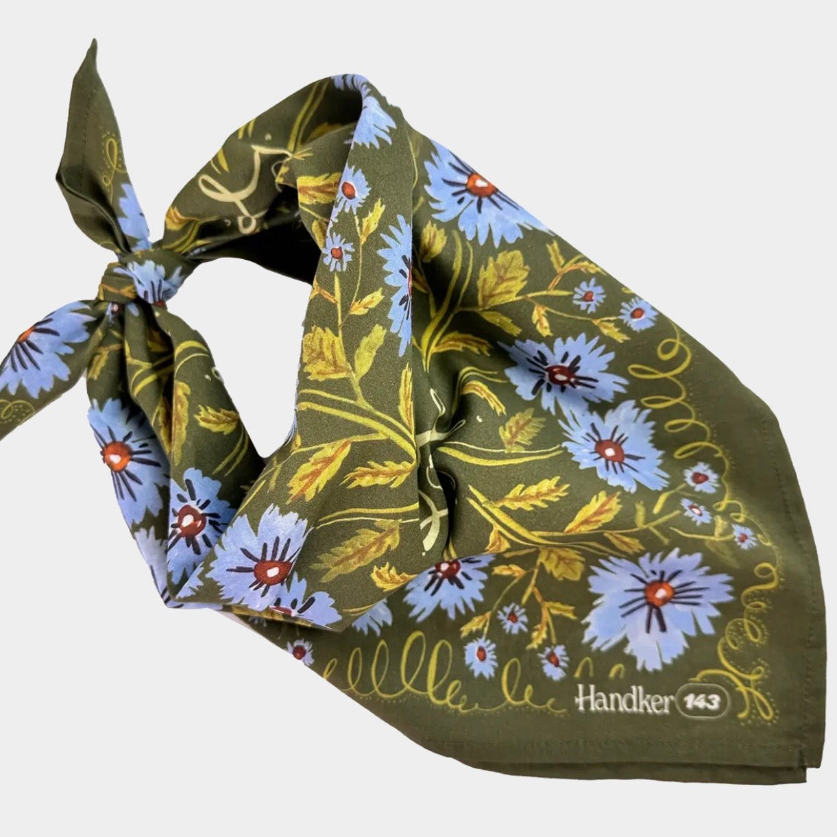clara bandana