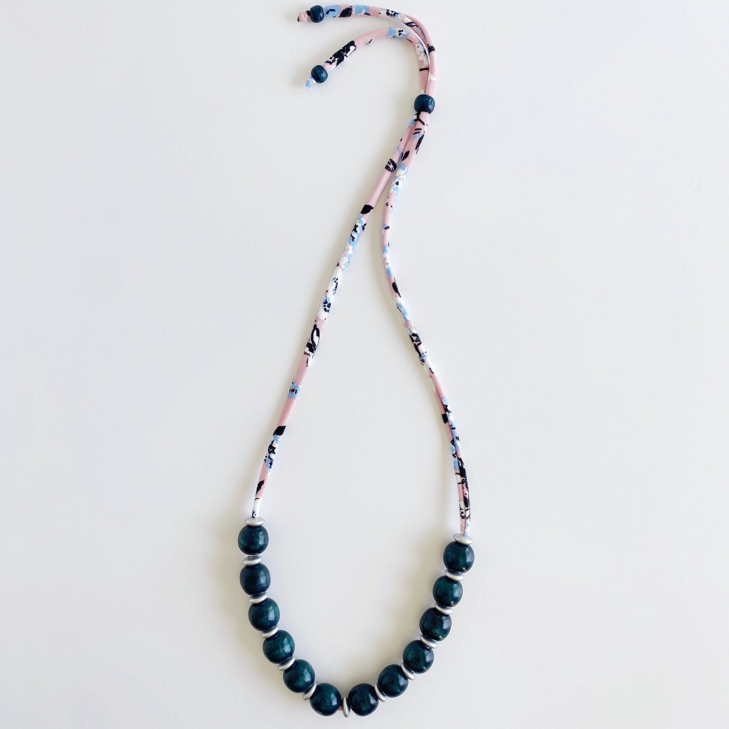 kylie single necklace