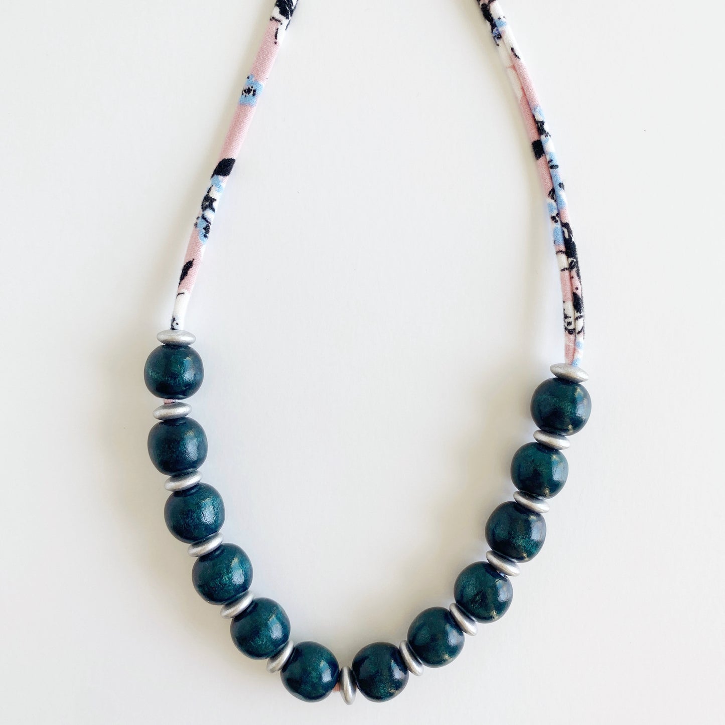 kylie single necklace